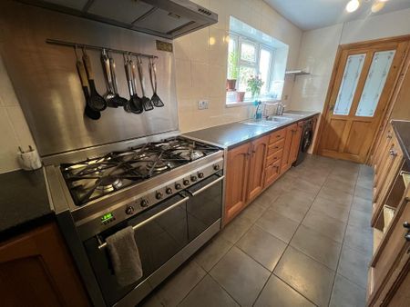 5 bedroom terraced house to rent - Photo 4