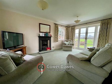 High Road, North Stifford - - Photo 2