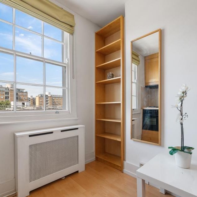 Studio to rent - Photo 1