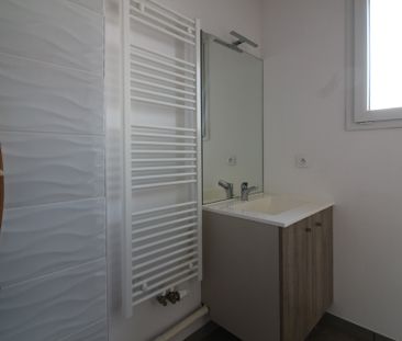 Location Appartement 4 pièces 90m² CORNEBARRIEU 31700 - Photo 5