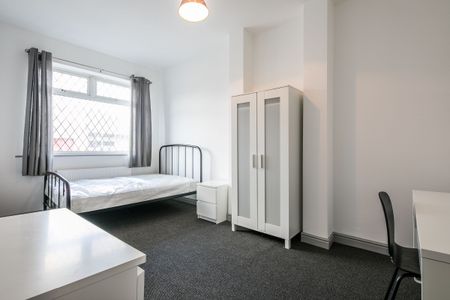 4 bedroom house share to rent - Photo 4