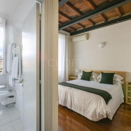 Spanish Steps .Charming two-room apartment with balcony and views over the rooftops of Rome . In residence with dayluy cleaning , A/C wifi , consierge. Rif #1948 - Photo 3