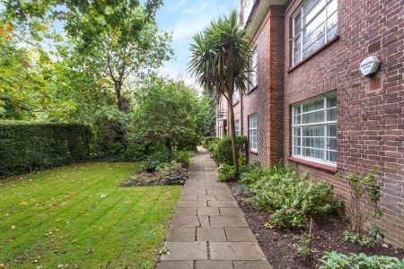 3 Bedroom Flat To Let - Photo 4