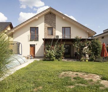 METROPOLITAN │Nadštandardný 6i RD so záhradou a bazénom v Stupave - Photo 2
