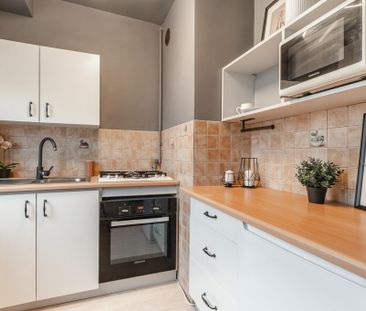 Stylowe kawalerka z osobną kuchnią. - Photo 6