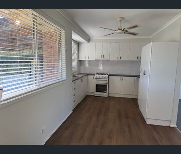 17 Crofton Avenue, Tenambit, NSW 2323 - Photo 6
