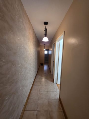 For Lease - 1674 St Clair Avenue, Toronto, Ontario - Photo 5