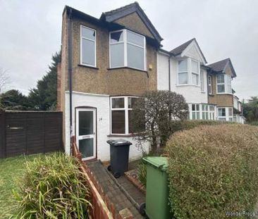 3 bedroom property to rent in Radlett - Photo 1