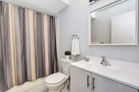 101-115 Amaya, Carlingwood West - Glabar Park - McKellar Heights, Ottawa, ON - Photo 2