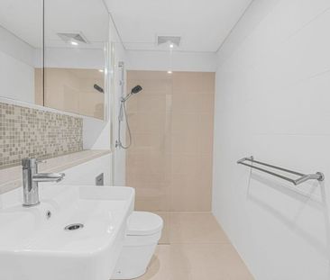 Great Location - Photo 6