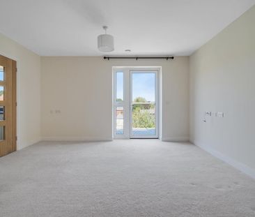 2 bedroom retirement property to rent - Photo 2