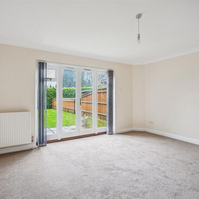 3 bedroom terraced house to rent - Photo 1