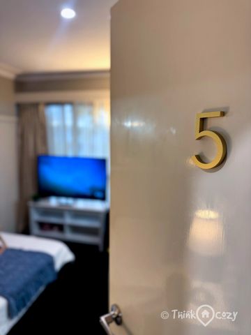 Burwood East - Photo 3