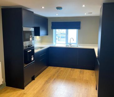 2 bedroom apartment to rent - Photo 4
