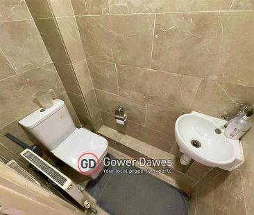 3 bedroom end of terrace house to rent - Photo 5