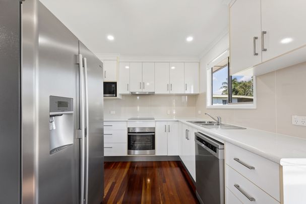 Highset family home - Photo 1