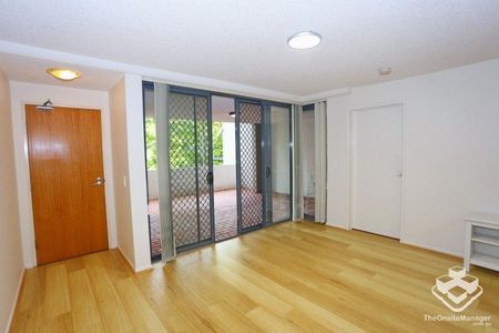 Furnished two bedrooms at Centro Toowong Apartment - Photo 4