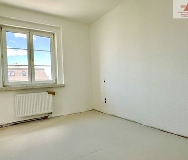 Komplett neu sanierte 2-Raum-Wohnung auf der Adam-Ries-Straße in An... - Foto 1