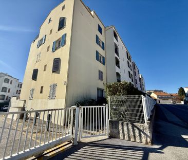 Location Appartement 2 pièces 31m² HYERES 83400 - Photo 5