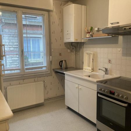 Location Appartement 2 pièces Meublé 43m² LISIEUX 14100 - Photo 3
