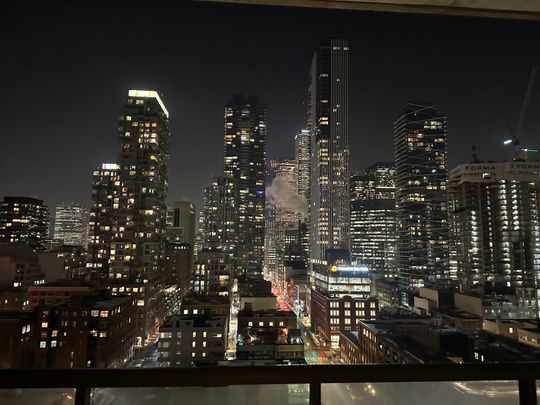 For Lease - 290 Adelaide Street Unit# 1508, Toronto, Ontario - Photo 1