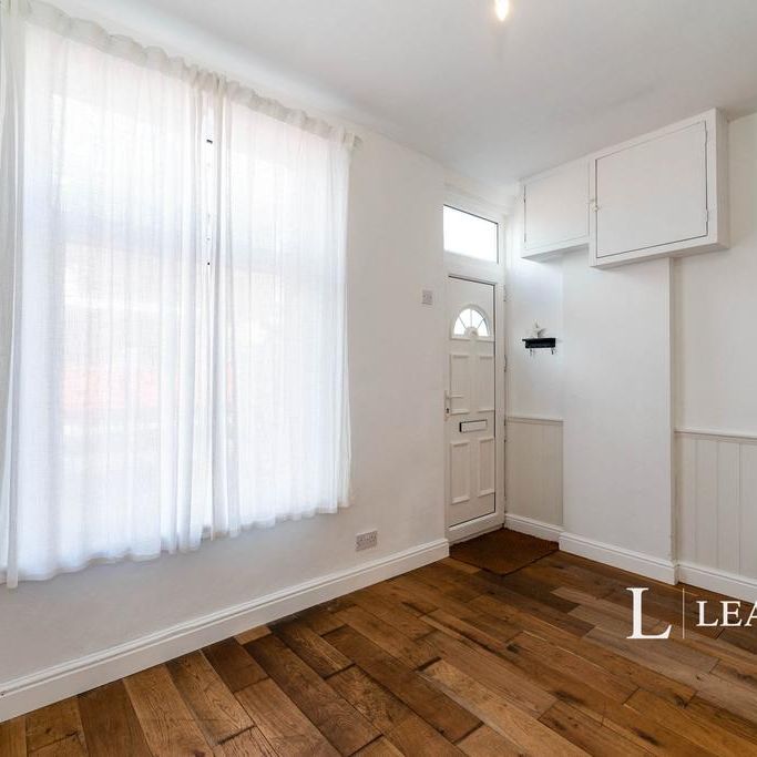 2 bedroom house to rent - Photo 1