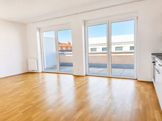 TRAUMHAFTE 3 Zimmer-Penthousewohnung mit 50m2 Dachterrasse in zentraler Lage - Photo 1