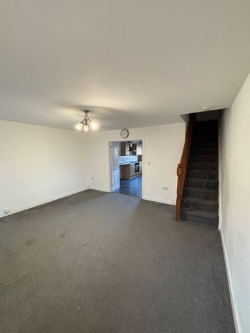 Tawe Place, Clydach, SWANSEA - Photo 2