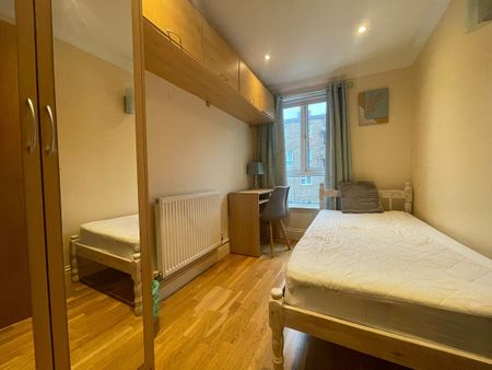 The Lindens, London, W5 - Photo 2
