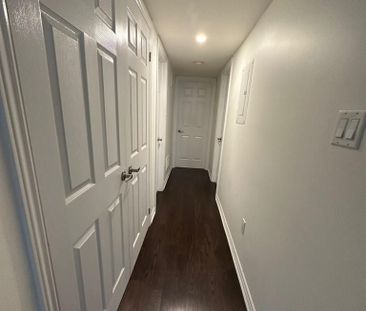 For Lease - 2441 Greenwich Drive Unit# 57, Oakville, Ontario - Photo 1