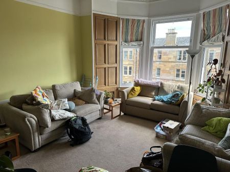 3 bedroom flat to rent - Photo 2