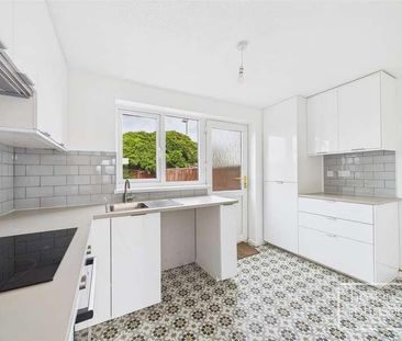 Forest View, Talbot Green, Pontyclun, CF72 - Photo 6