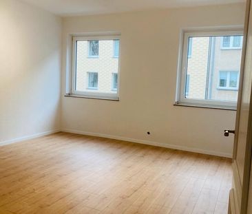 Renovierte 4-Zi-Whg. mit Balkon/EBK in Köln-Zollstock - Photo 5