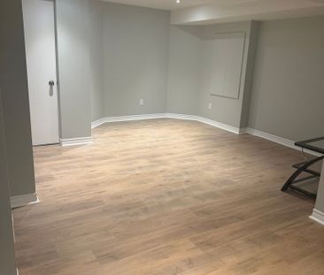 For Lease - 35 Fontebella Avenue, Vaughan, Ontario - Photo 6