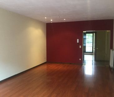 - Sint-Niklaas – Knus appartement met terras en garage - Foto 4