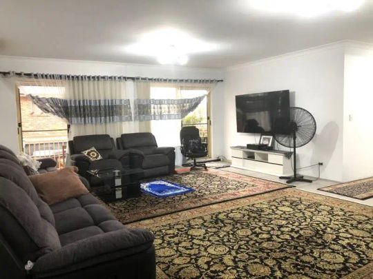 “Newly Renovated Oversized Family Home” - Photo 1