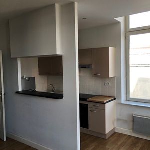 Location Appartement 2 pièces 44m² - Photo 2