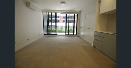 NEAR NEW 1 BEDDER with UNIQUE FEATURES - Photo 2