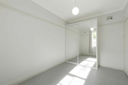 4/16 Flood St, Bondi NSW 2026 - Apartment For Rent | Domain - Photo 2