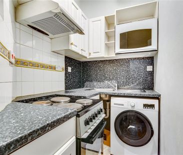 1 bedroom property to let - Photo 1