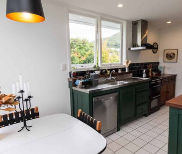 Sunny 3-Bedroom Home in Karori - Photo 3
