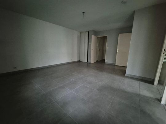 Location Appartement 3 pièces 53m² MACON 71000 - Photo 1