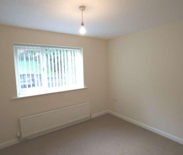 2 bedroom end of terrace house to rent - Photo 5