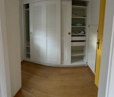 Grand appartement de 2.5 pièces dans les combles - Photo 6