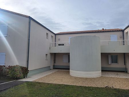 Location appartement 3 pièces, 48.00m², Les Sables-d'Olonne - Photo 3