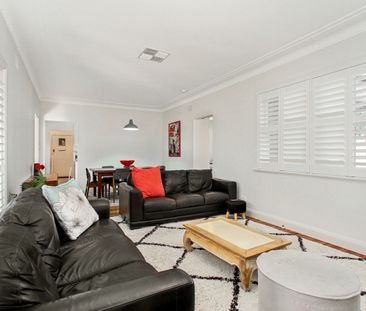 18 Hillvue Road, Tamworth - Photo 1