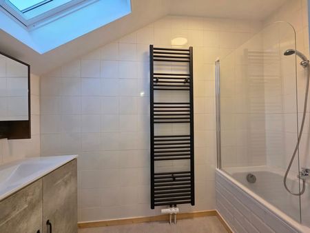 Appartement te huur - foto 4