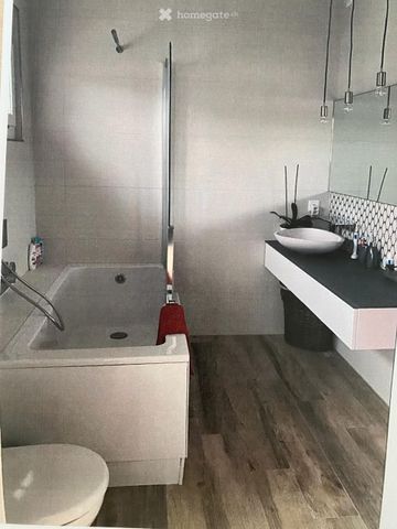 Modern 3-room apartment with large terrace in Neuenegg - Foto 3