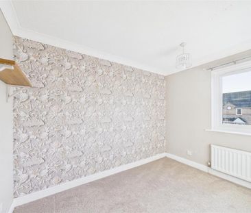 3 bedroom detached house to rent - Photo 3