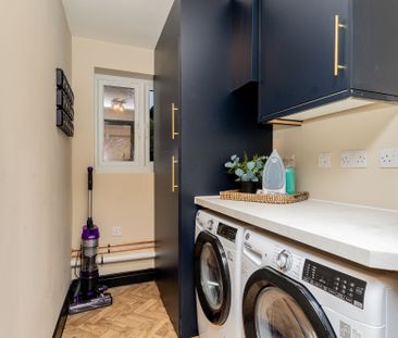 Crown House, Nuneaton, CV11 4BX - Photo 6